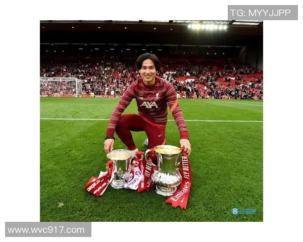 摩纳哥南野拓实重返法甲展现新生机与职业生涯转折